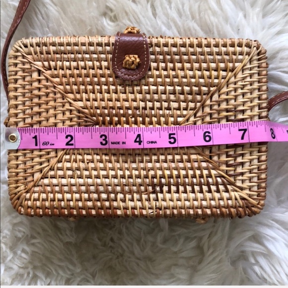 Rattan Crossbody Bali Bag - Picture 7 of 8